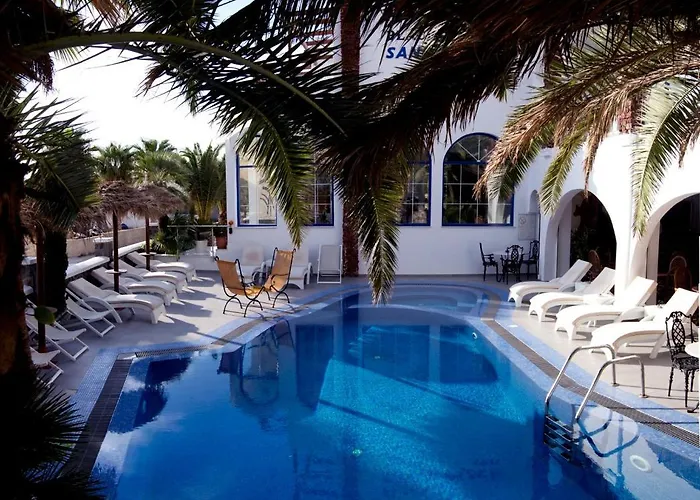 Black Sandy Hotel 3*