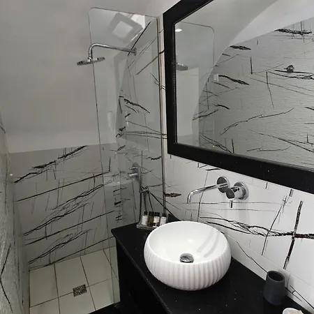 Black Sandy Hotel 3*